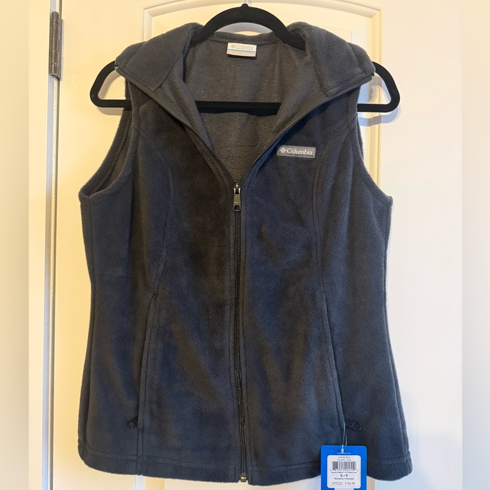 Columbia Women's Black Fleece Vest